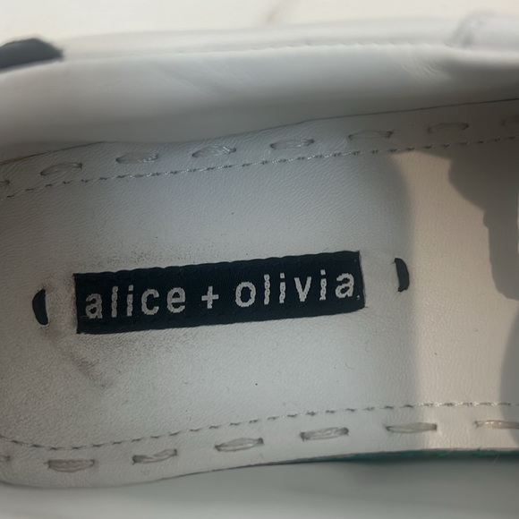 Alice and Olivia logo white sneakers size 7 1/2 - Picture 3 of 6